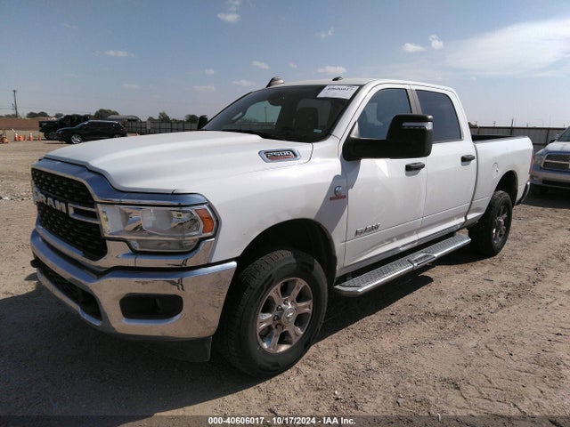 3C6UR5DL4PG576311 RAM 2500 Big Horn  4x4 6'4 Box