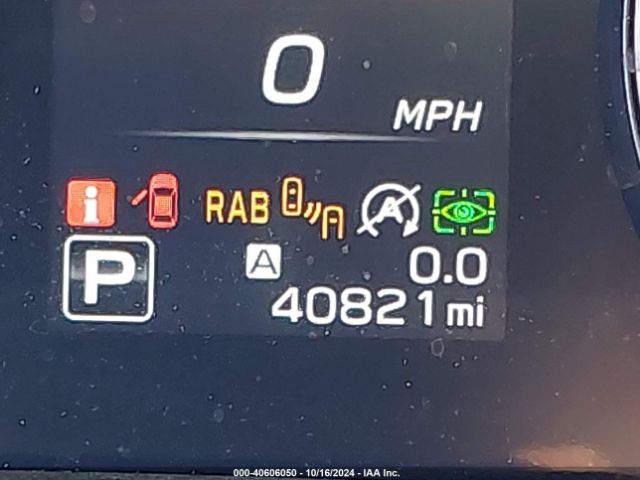 4S4BTANC3L3198015 Subaru Outback Limited