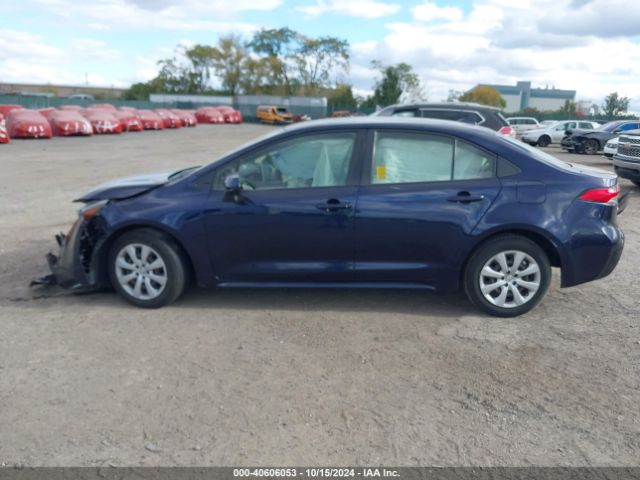 JTDEPMAE9MJ136582 Toyota COROLLA LE