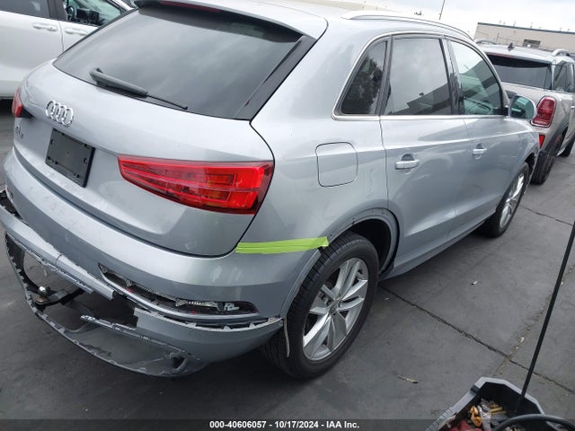 WA1HCCFS1JR003422 Audi Q3 2.0t Premium/2.0t Sport Premium