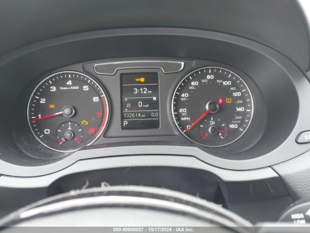 WA1HCCFS1JR003422 Audi Q3 2.0t Premium/2.0t Sport Premium