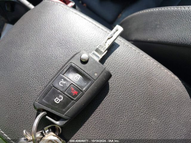 3VW217AU1FM093713 Volkswagen Golf Tsi S 4-door