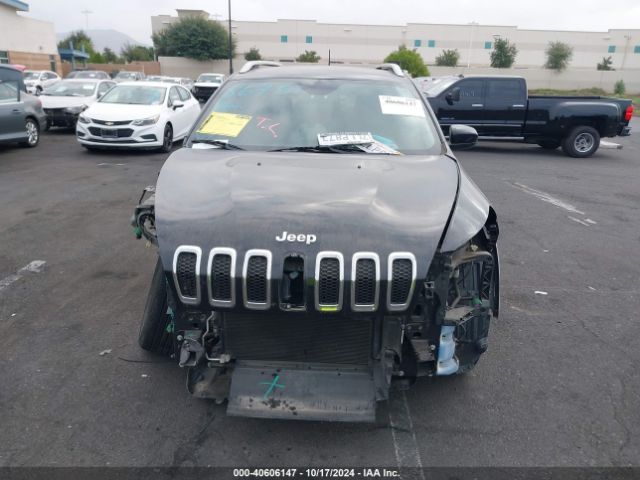 1C4PJLCB4EW225553 Jeep Cherokee Latitude