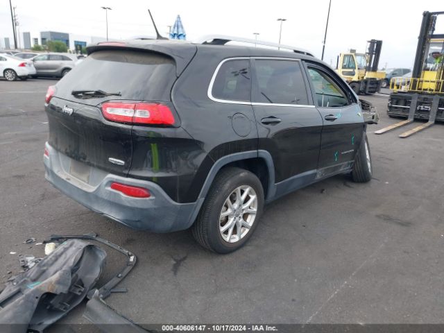 1C4PJLCB4EW225553 Jeep Cherokee Latitude