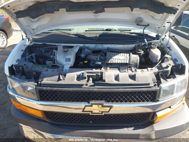 Chevrolet Express 2500 Lt 2018 1GAWGFFGXJ1245308 Image 10