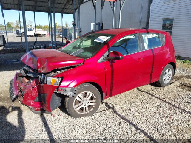 Chevrolet Sonic Lt Auto 2015 1G1JC6SH3F4178433 Image 2