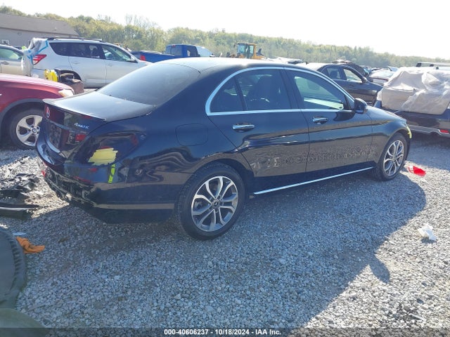 55SWF4KB5HU216632 Mercedes-Benz C 300 4matic/luxury 4matic/sport 4matic