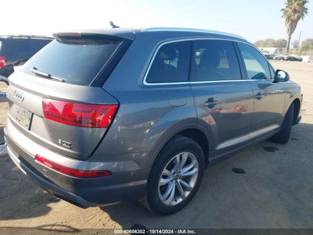 WA1AAAF78HD058965 Audi Q7 3.0t Premium