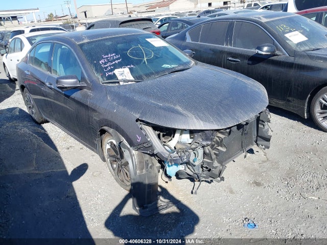 2016 1HGCR3F87GA001234 main image
