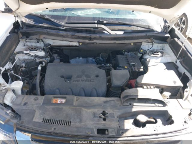 JA4AD3A3XJZ041536 Mitsubishi Outlander Se