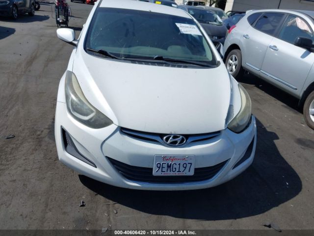 5NPDH4AE8GH719425 Hyundai ELANTRA SE