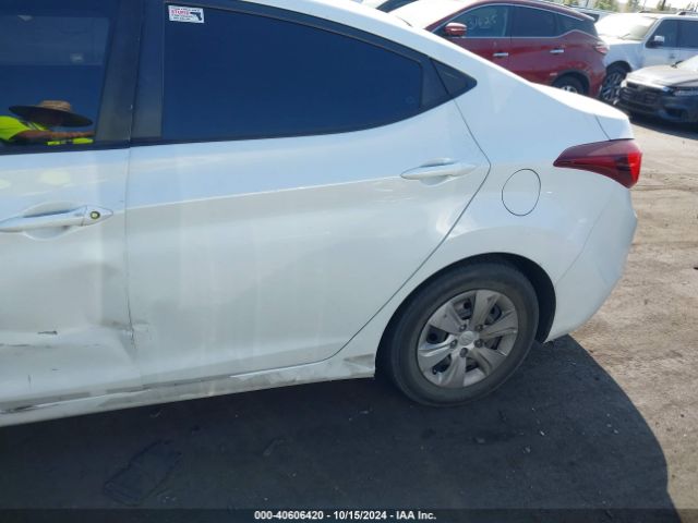 5NPDH4AE8GH719425 Hyundai ELANTRA SE