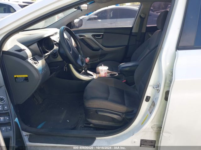 5NPDH4AE8GH719425 Hyundai ELANTRA SE