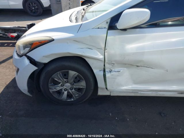 5NPDH4AE8GH719425 Hyundai ELANTRA SE