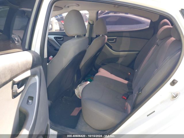 5NPDH4AE8GH719425 Hyundai ELANTRA SE