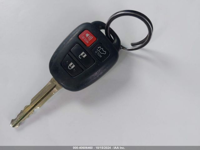 2T1BURHEXEC075819 Toyota Corolla S Plus