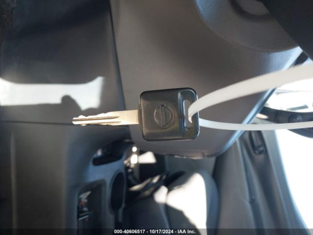 3N6CM0KN8FK717867 Nissan Nv200 S