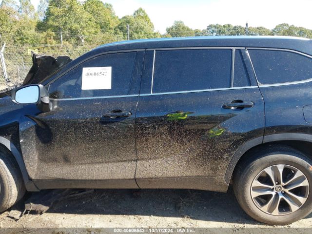 5TDGZRAH6MS536113 Toyota Highlander Xle