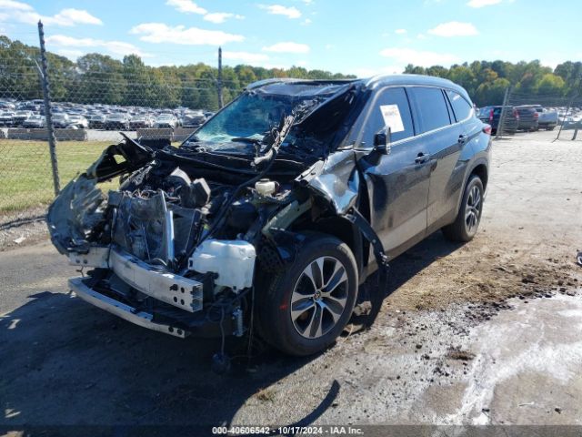 5TDGZRAH6MS536113 Toyota Highlander Xle