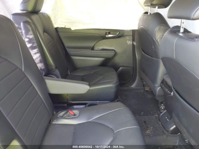 5TDGZRAH6MS536113 Toyota Highlander Xle