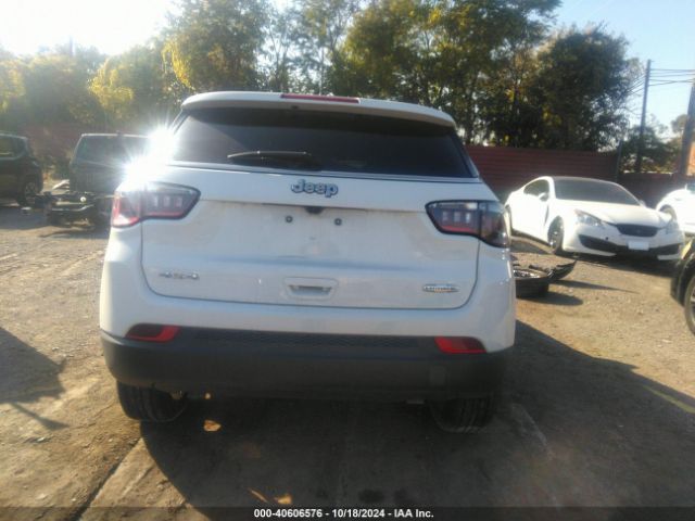 3C4NJDFN4RT594007 Jeep Compass Latitude Lux Fwd