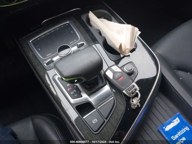 WA1LAAF71JD041794 Audi Q7 3.0t Premium