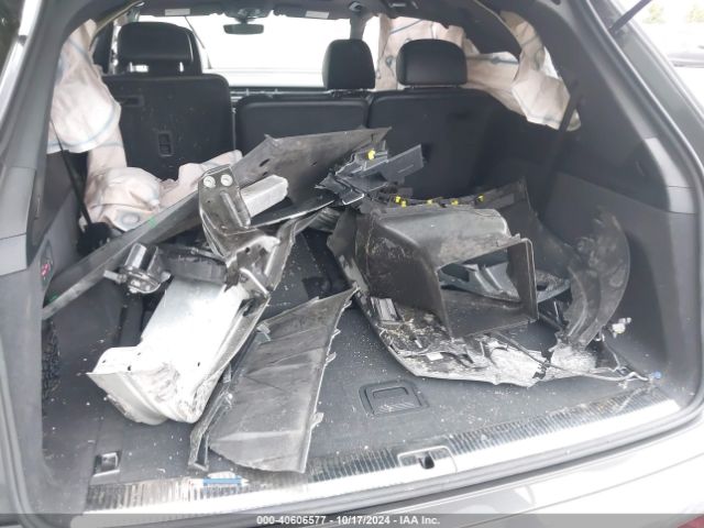 WA1LAAF71JD041794 Audi Q7 3.0t Premium