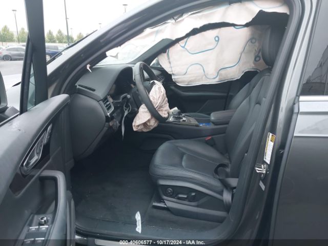 WA1LAAF71JD041794 Audi Q7 3.0t Premium