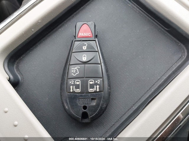2C4RC1BG3ER439009 Chrysler Town & Country Touring