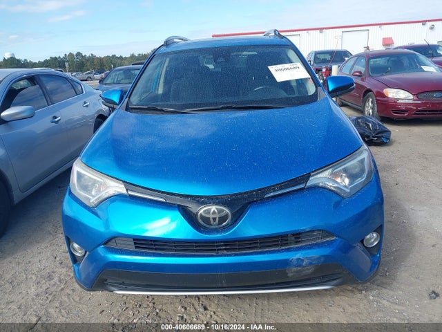 Toyota Rav4 Xle 2017 JTMWFREV8HJ112732 Image 13