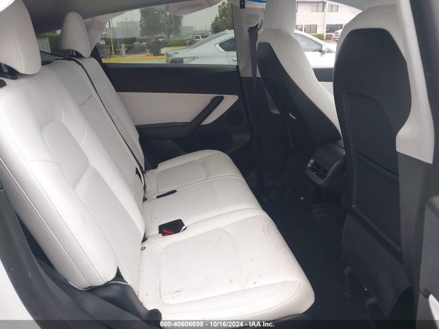 2021 TESLA MODEL Y 5YJYGAEE3MF275670 Photo 7