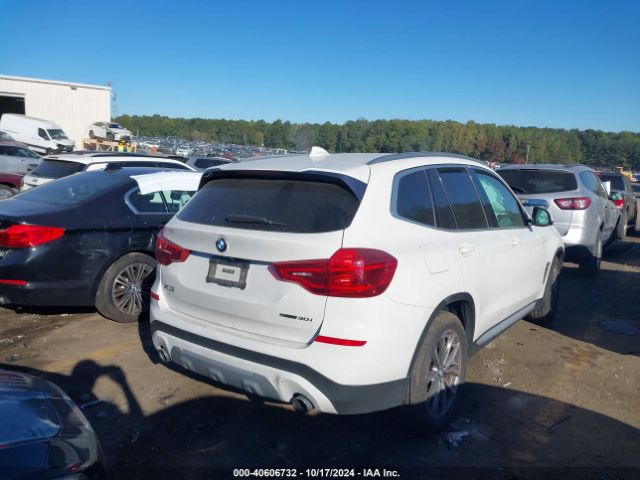 5UXTR7C57KLR49743 BMW X3 Sdrive30i
