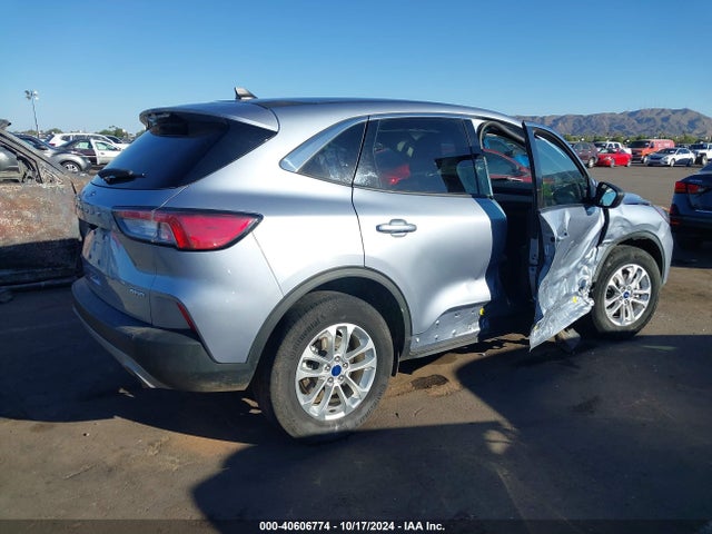 Ford ESCAPE SE 2022 1FMCU9G66NUC01316 Image 4
