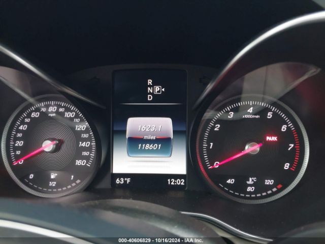 55SWF4JB6FU085693 Mercedes-Benz C 300 Luxury/sport