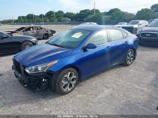 KIA Forte Lxs 2021 3KPF24AD7ME394820 Image 2