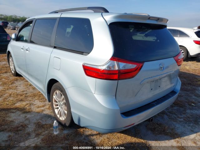 5TDYK3DC3FS544517 Toyota Sienna Xle 8 Passenger