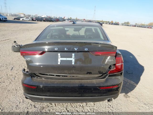7JRA22TK8MG102510 Volvo S60 T6 Momentum