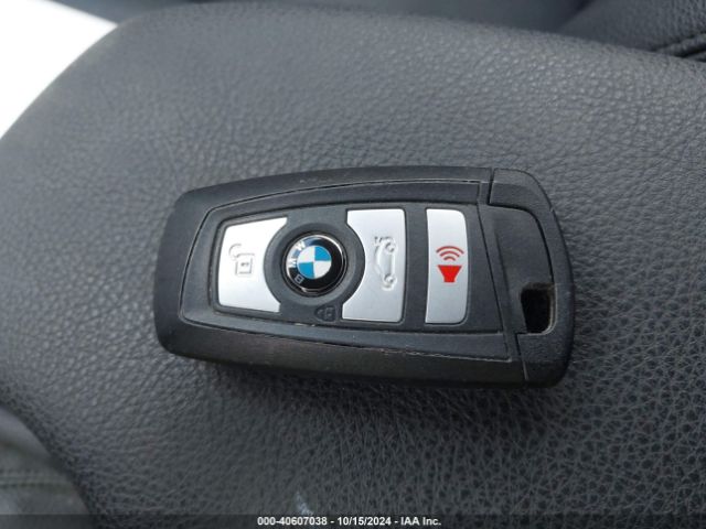 WBA8A3C50GK690692 BMW 320i Xdrive
