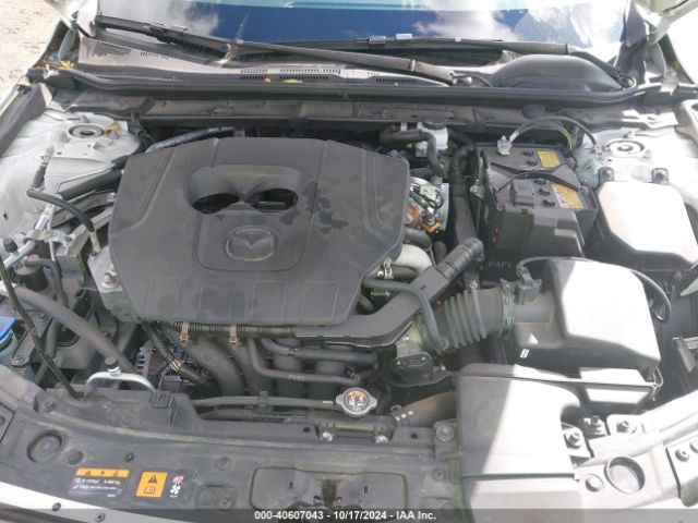 JM1BPAKM3P1601630 Mazda Mazda3 2.5 S Select