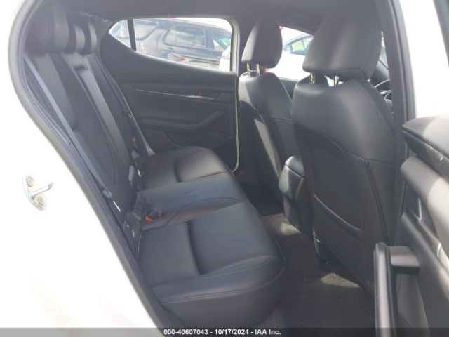 JM1BPAKM3P1601630 Mazda Mazda3 2.5 S Select
