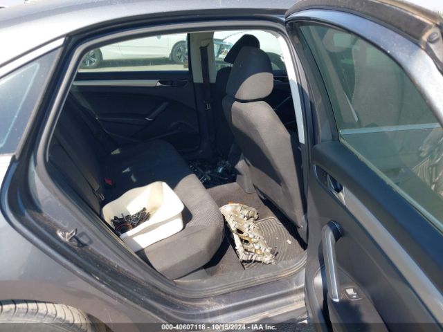 1VWAS7A39GC046254 Volkswagen Passat 1.8t S