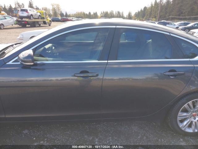 SAJBD4BV7HCY33657 Jaguar Xf 35t Premium