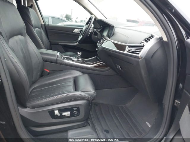 5UXCW2C56KL085490 BMW X7 Xdrive40i