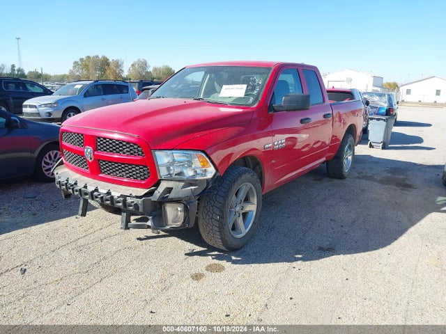 RAM 1500 Express  4x4 6'4 Box 2018 1C6RR7FT5JS190611 Image 2