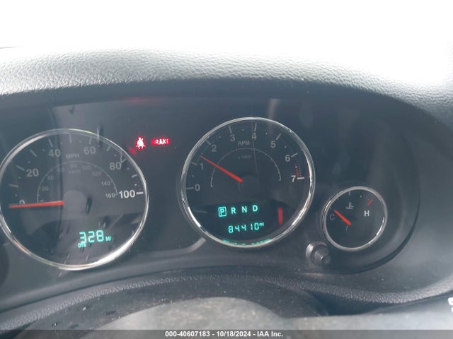 1C4BJWDG8FL652789 Jeep Wrangler Unlimited Sport