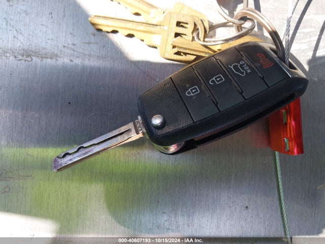 KIA SOUL + 2014 KNDJP3A51E7729277 Image 11