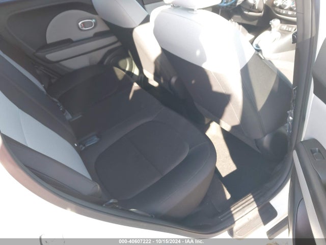 KIA Soul 2016 KNDJN2A23G7267118 Image 8