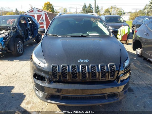 1C4PJMCB0HW589771 Jeep Cherokee Latitude 4x4