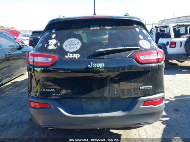1C4PJMCB0HW589771 Jeep Cherokee Latitude 4x4