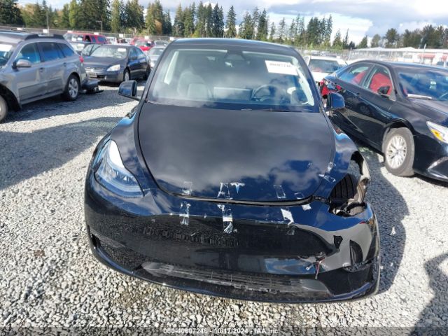 7SAYGAEE8RF148889 Tesla Model Y Long Range Dual Motor All-wheel Drive